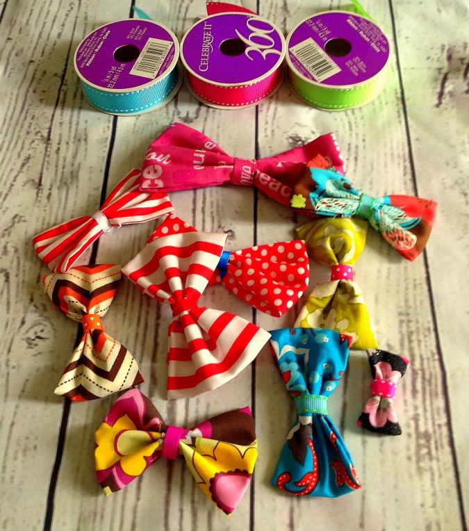 This is an easy bow sewing pattern, with instructions to make it in three different sizes