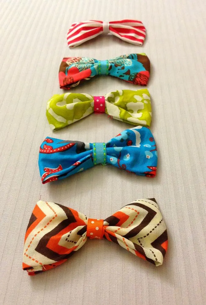This is an easy bow sewing pattern, with instructions to make it in three different sizes