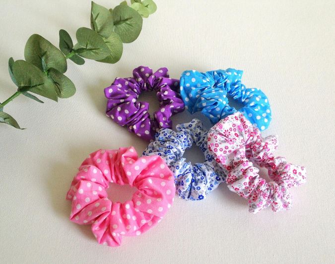 How to Hand- Sew a Scrunchie in 15 Minutes - Sew Crafty Me