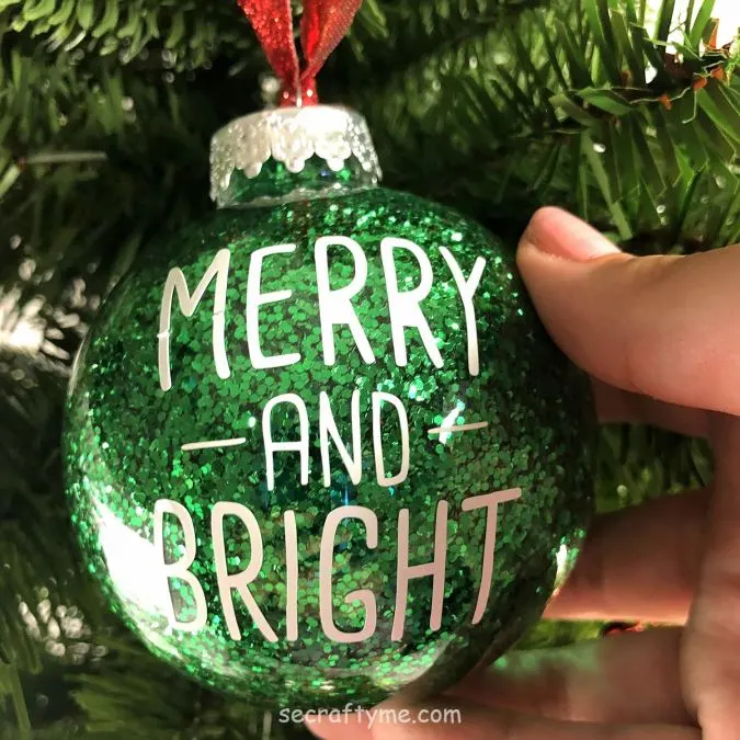 Easy Cricut Project for Christmas