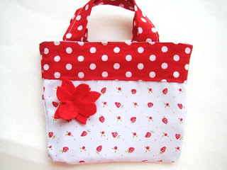 Reversible bag