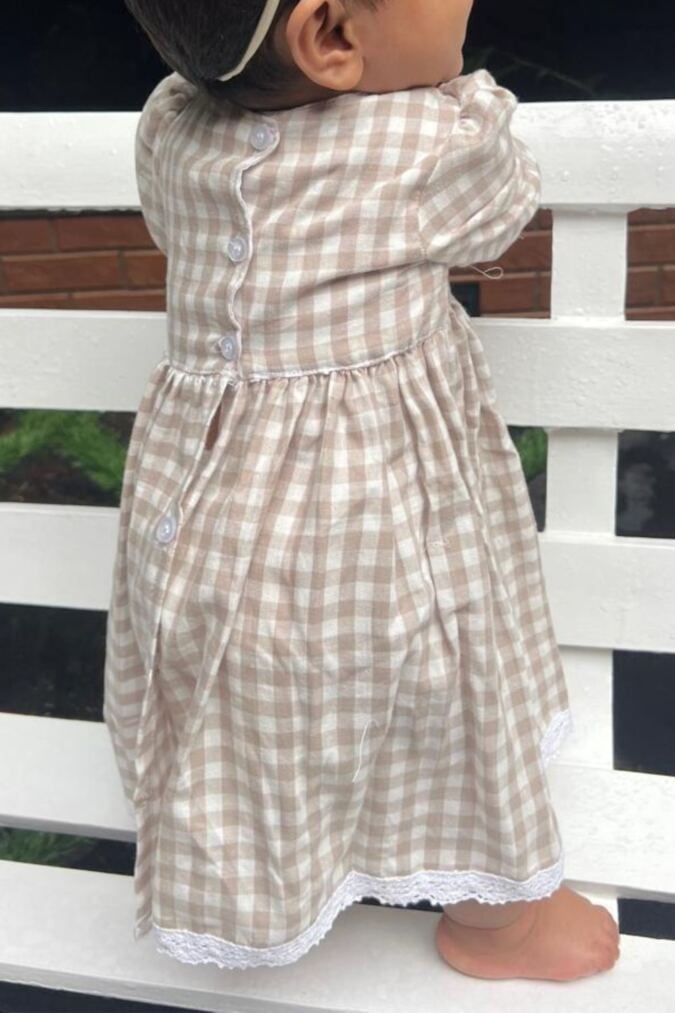 PATTERN FOR BABY DRESS WITH SLEEVES 