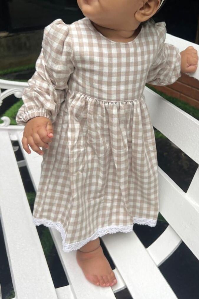 PATTERN FOR BABY DRESS WITH SLEEVES 