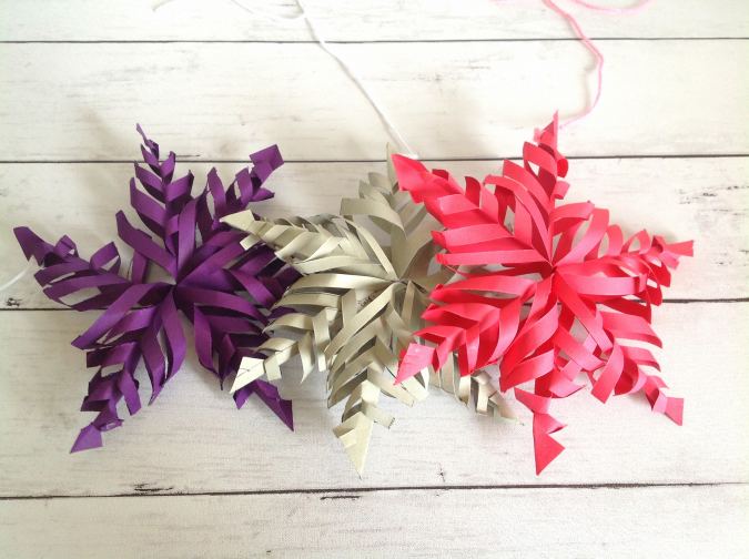 How To Make A Foam Snowflakes  Diy christmas snowflakes, Paper