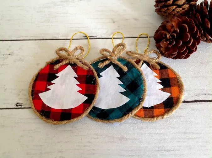 How to make rustic Christmas ornaments