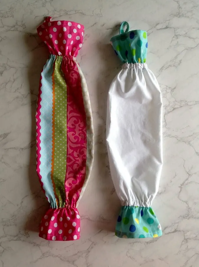 HOW TO SEW A PLASTIC BAG DISPESER (2)
