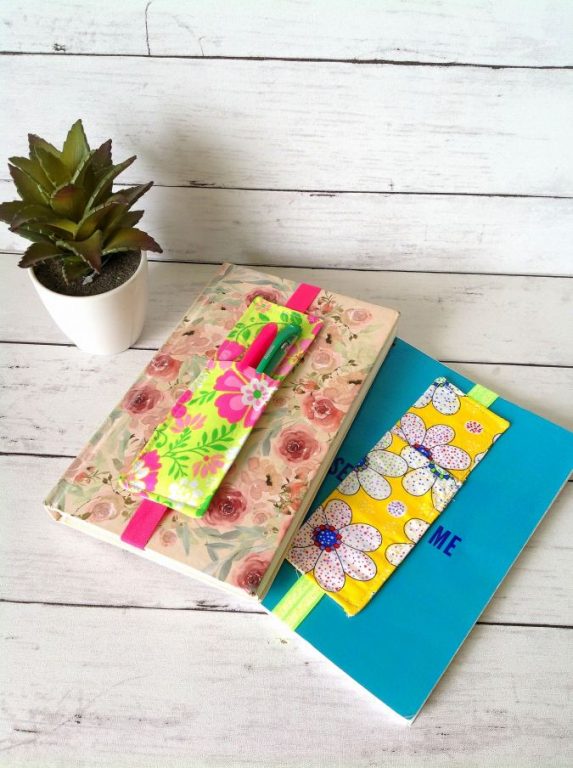 How to Make a Fabric Bookmark with Elastic and a Pocket Sew Crafty Me