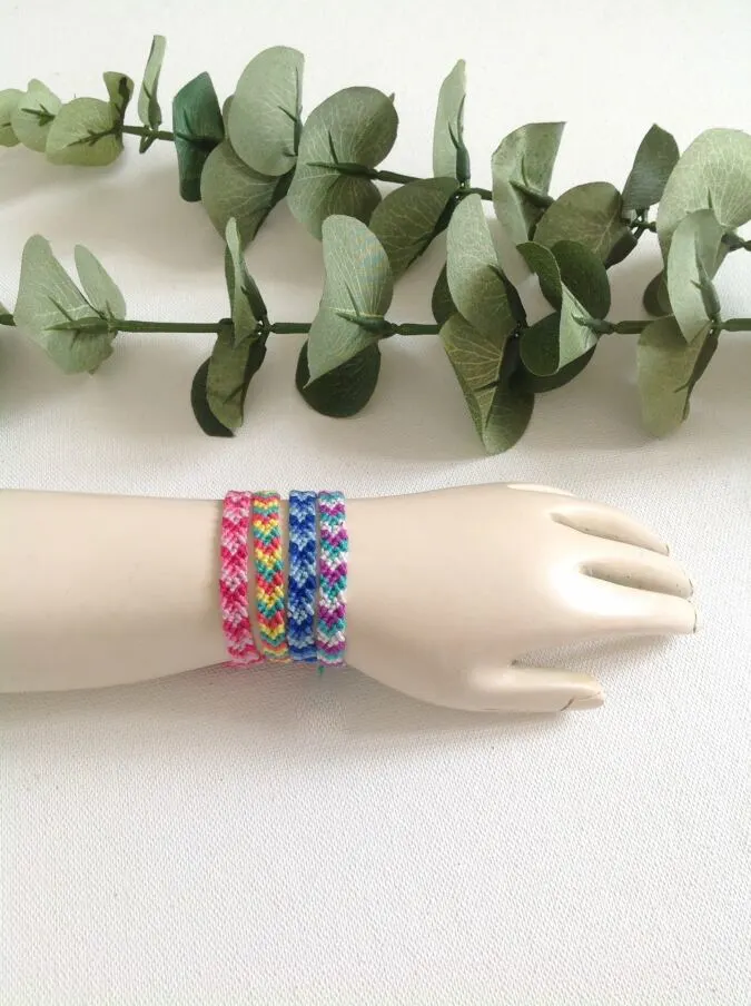 How to Make a Chevron Friendship Bracelet