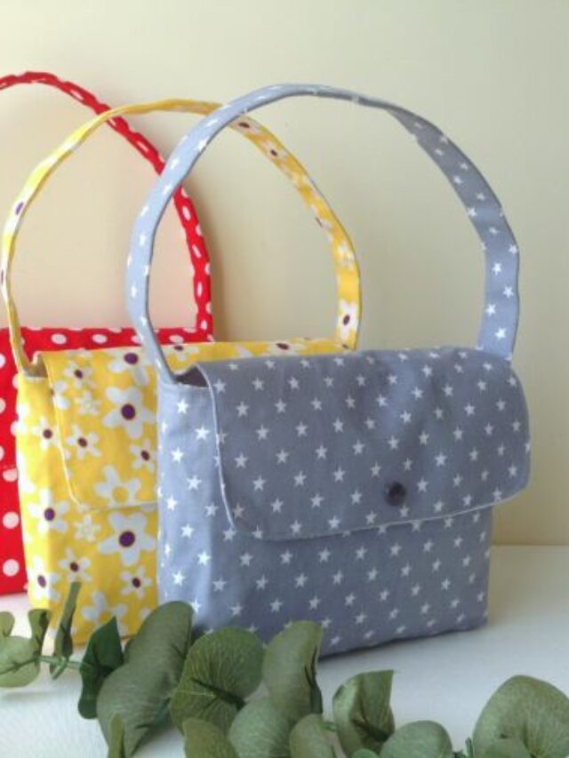 Small Handbag Tutorial Sew Your Style: A Free Handbag Tutorial - Sew Crafty Me