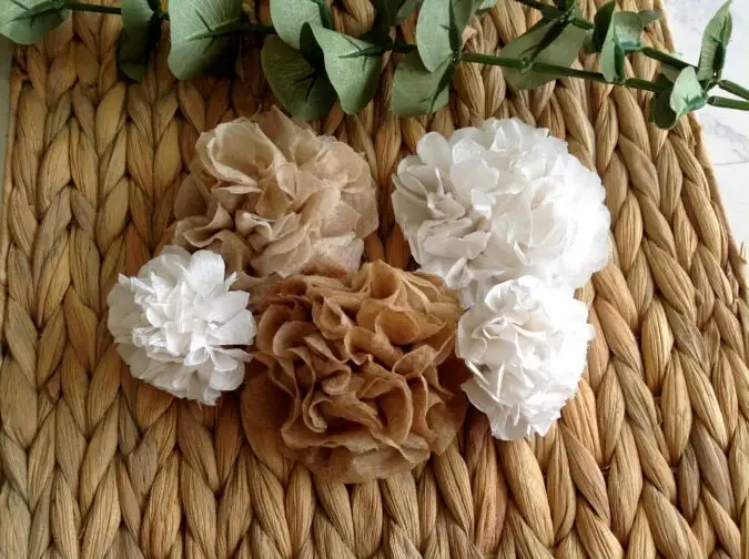 HOW TO MAKE TISSUE PAPER FLOWERS DIY