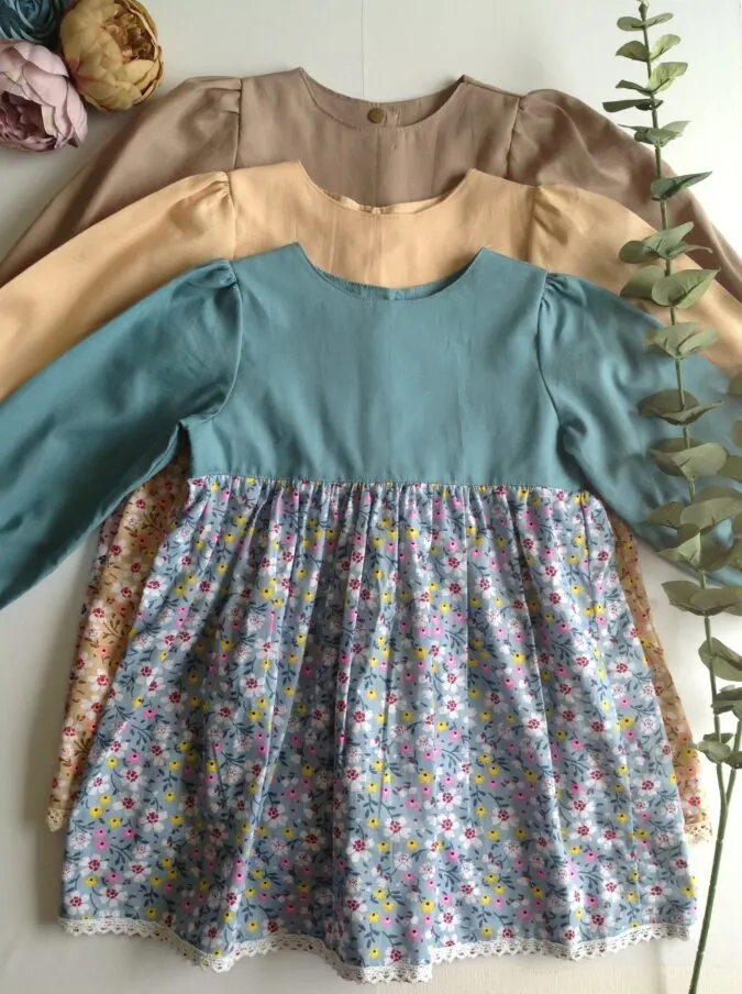 Classic Dress with Sleeves Sewing Pattern for Girls