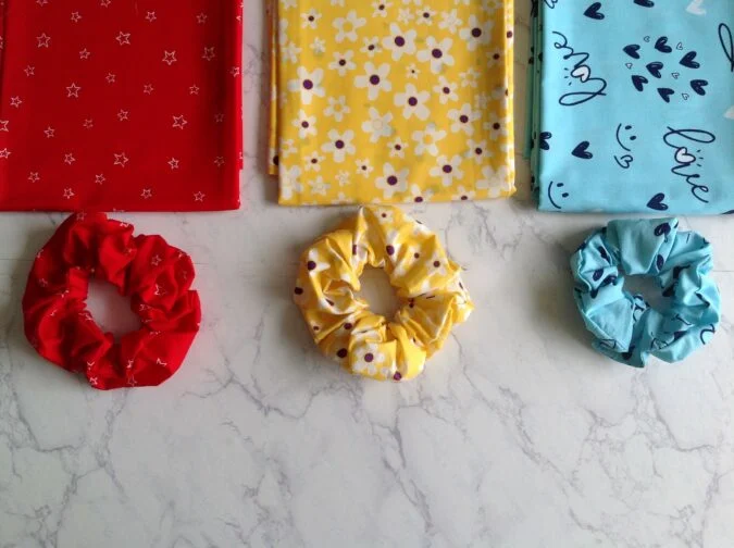 how to sew a scrunchie with a hidden pocket