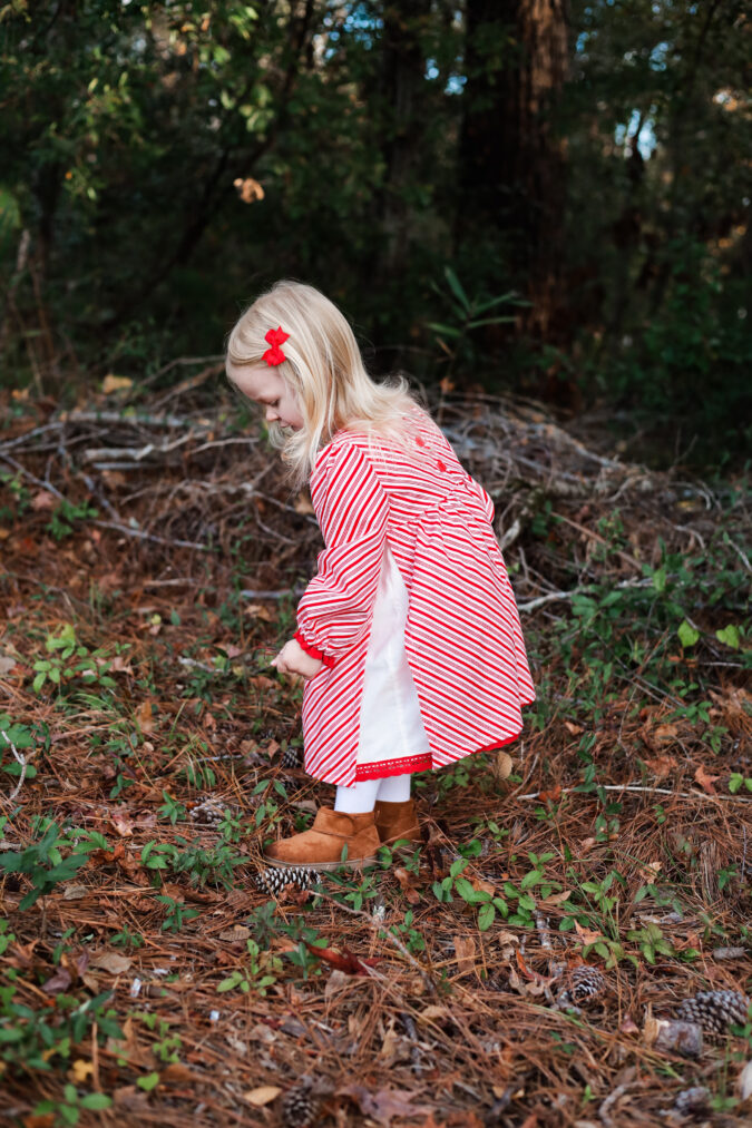 Free Christmas Dress Sewing Pattern for Girls - Sew Crafty Me
