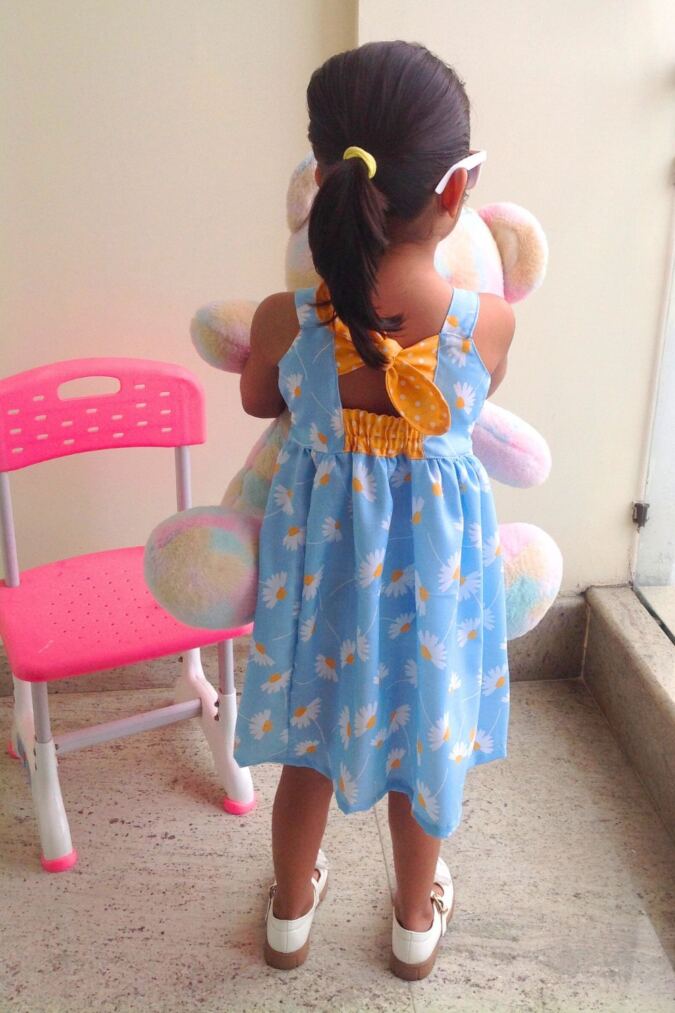 HOW TO SEW A GIRLS DRESS WITH BACK TIES AND ELASTIC